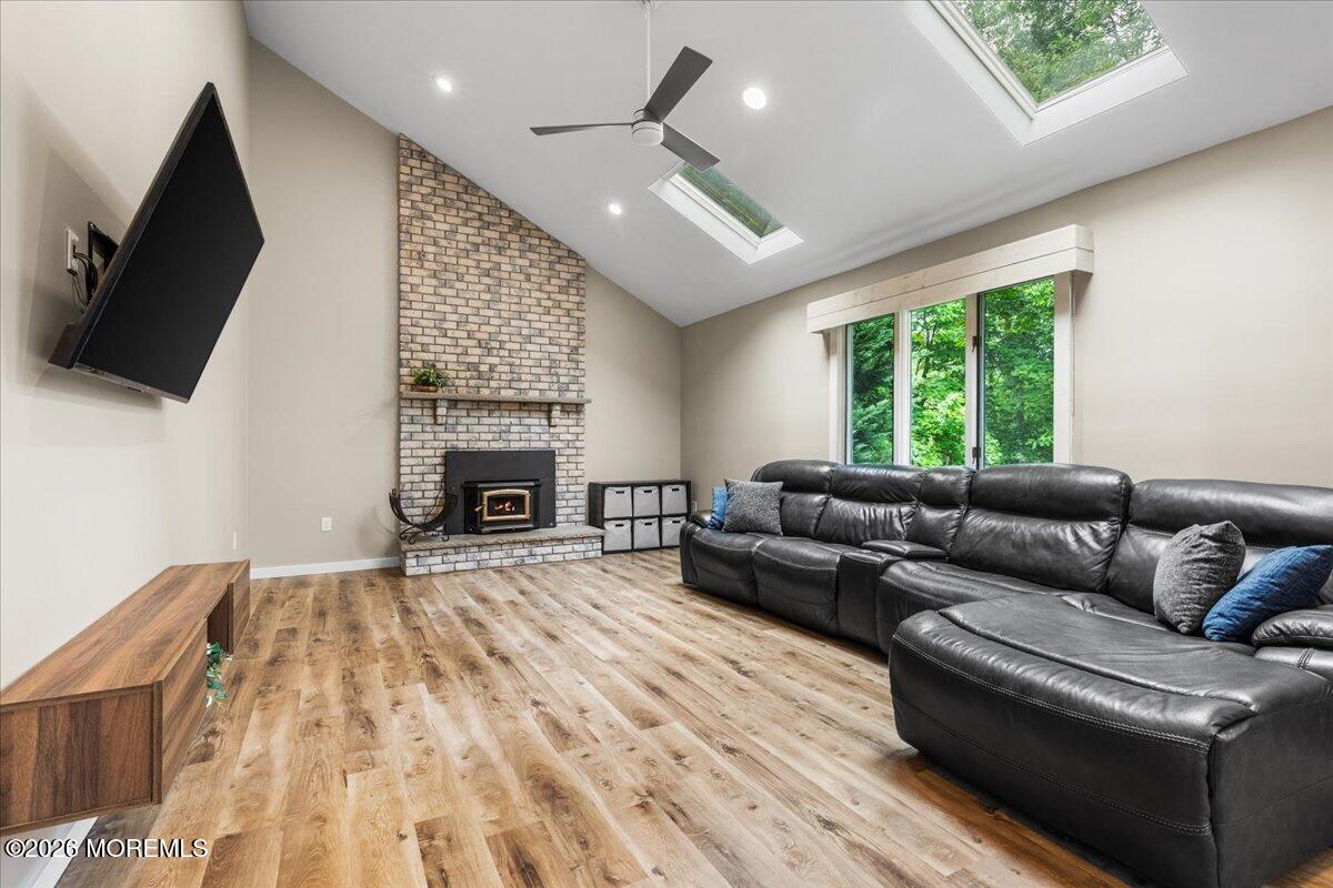 26 Ruset Lane Farmingdale NJ 07727