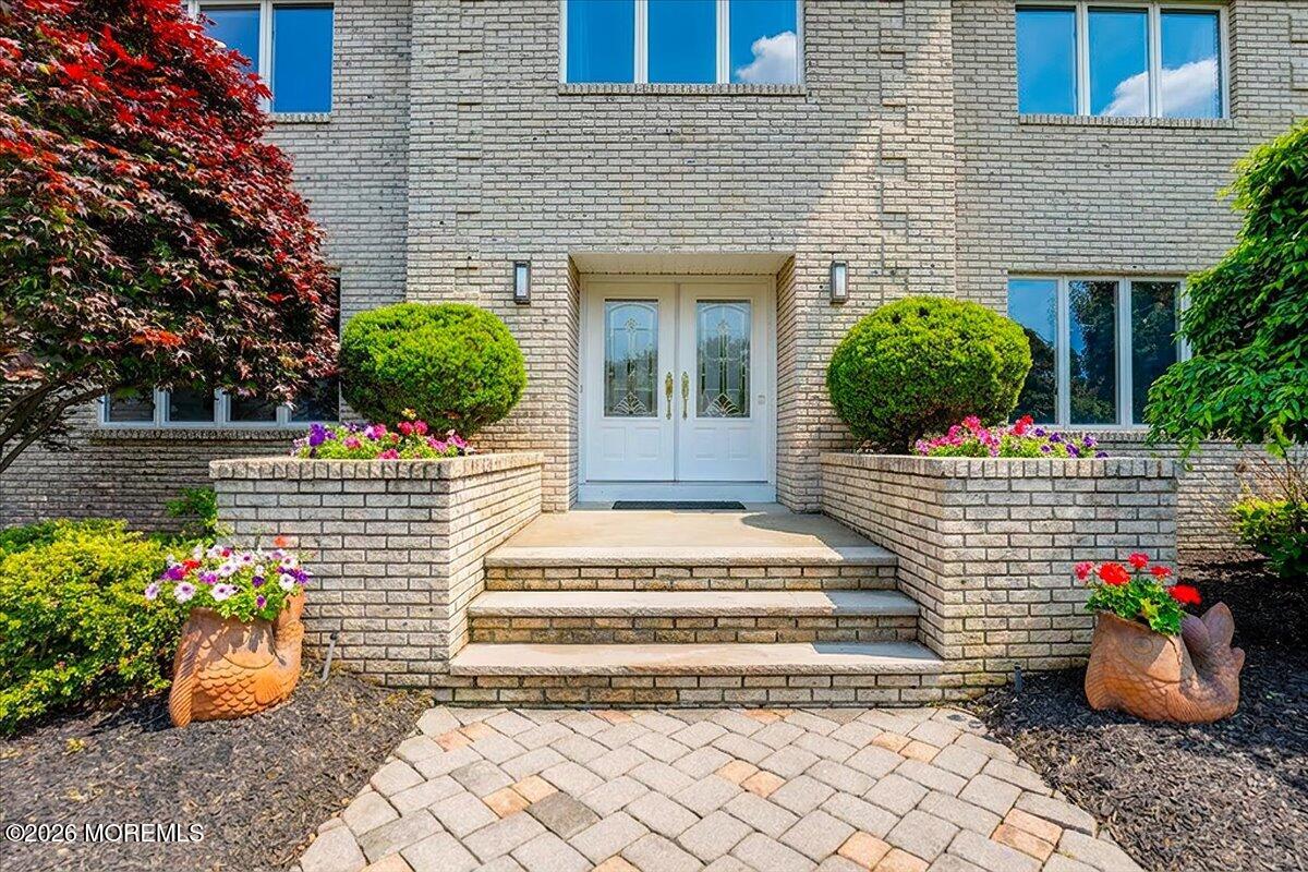 26 Ruset Lane Farmingdale NJ 07727
