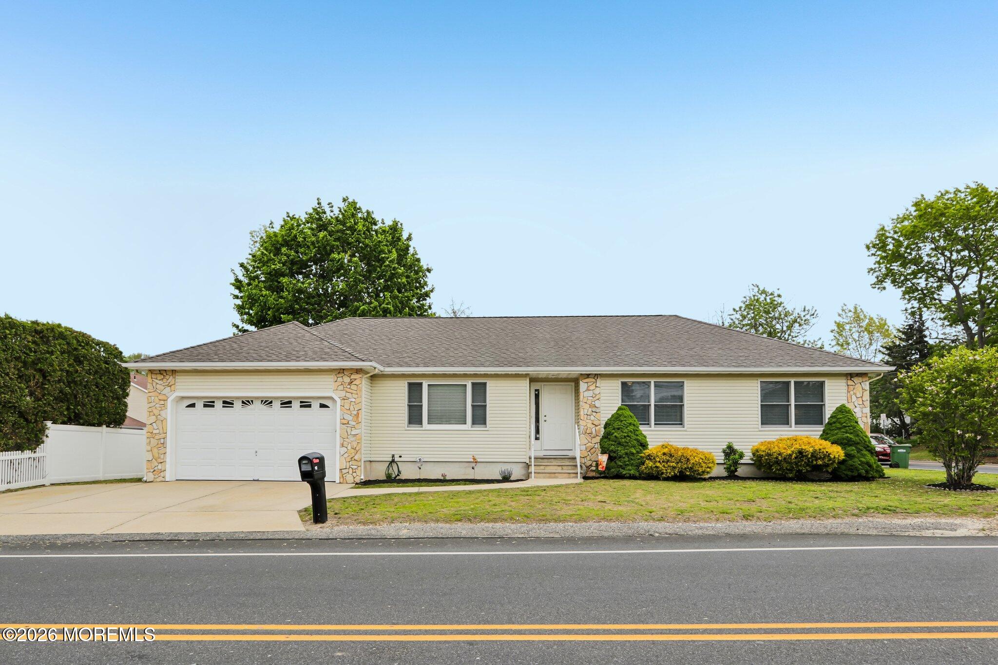 92 Birch Street Beachwood NJ 08722