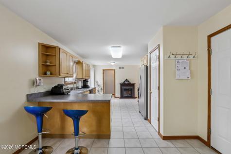 92 Birch Street Beachwood NJ 08722
