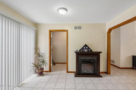 92 Birch Street Beachwood NJ 08722