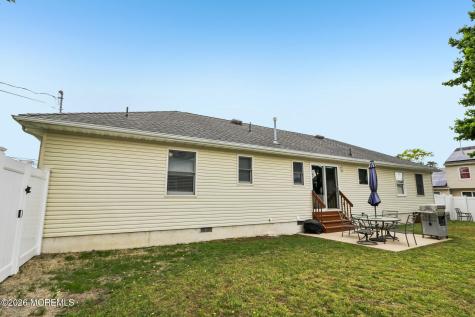 92 Birch Street Beachwood NJ 08722