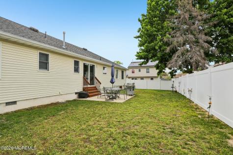 92 Birch Street Beachwood NJ 08722