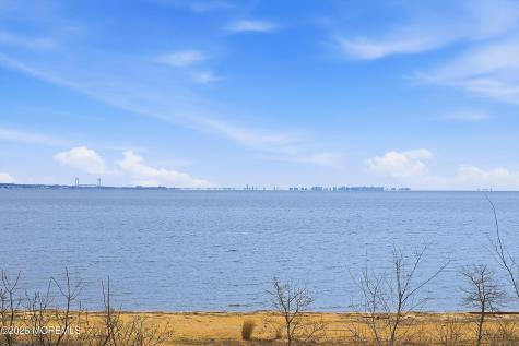 114 Shoreland Circle Laurence Harbor NJ 08879