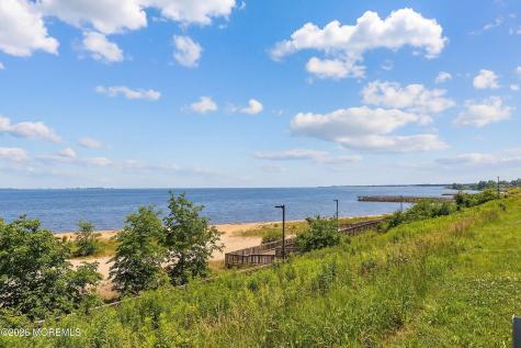 114 Shoreland Circle Laurence Harbor NJ 08879