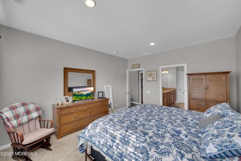 21 Aylesford Lane Manchester NJ 08759