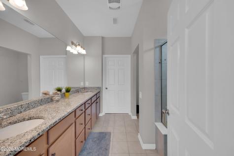 21 Aylesford Lane Manchester NJ 08759