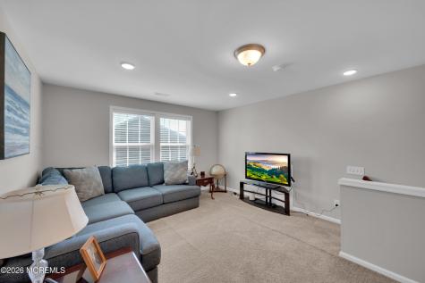 21 Aylesford Lane Manchester NJ 08759