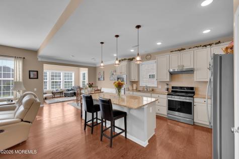 21 Aylesford Lane Manchester NJ 08759