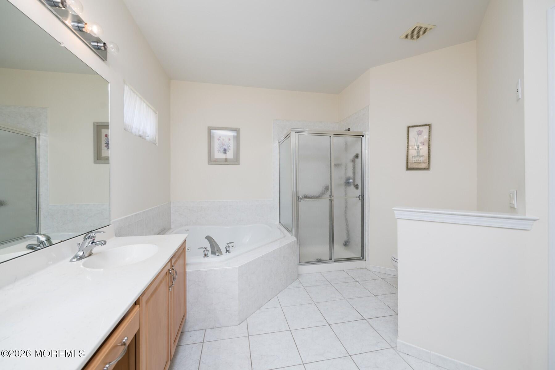 22 Hyacinth Court Holmdel NJ 07733