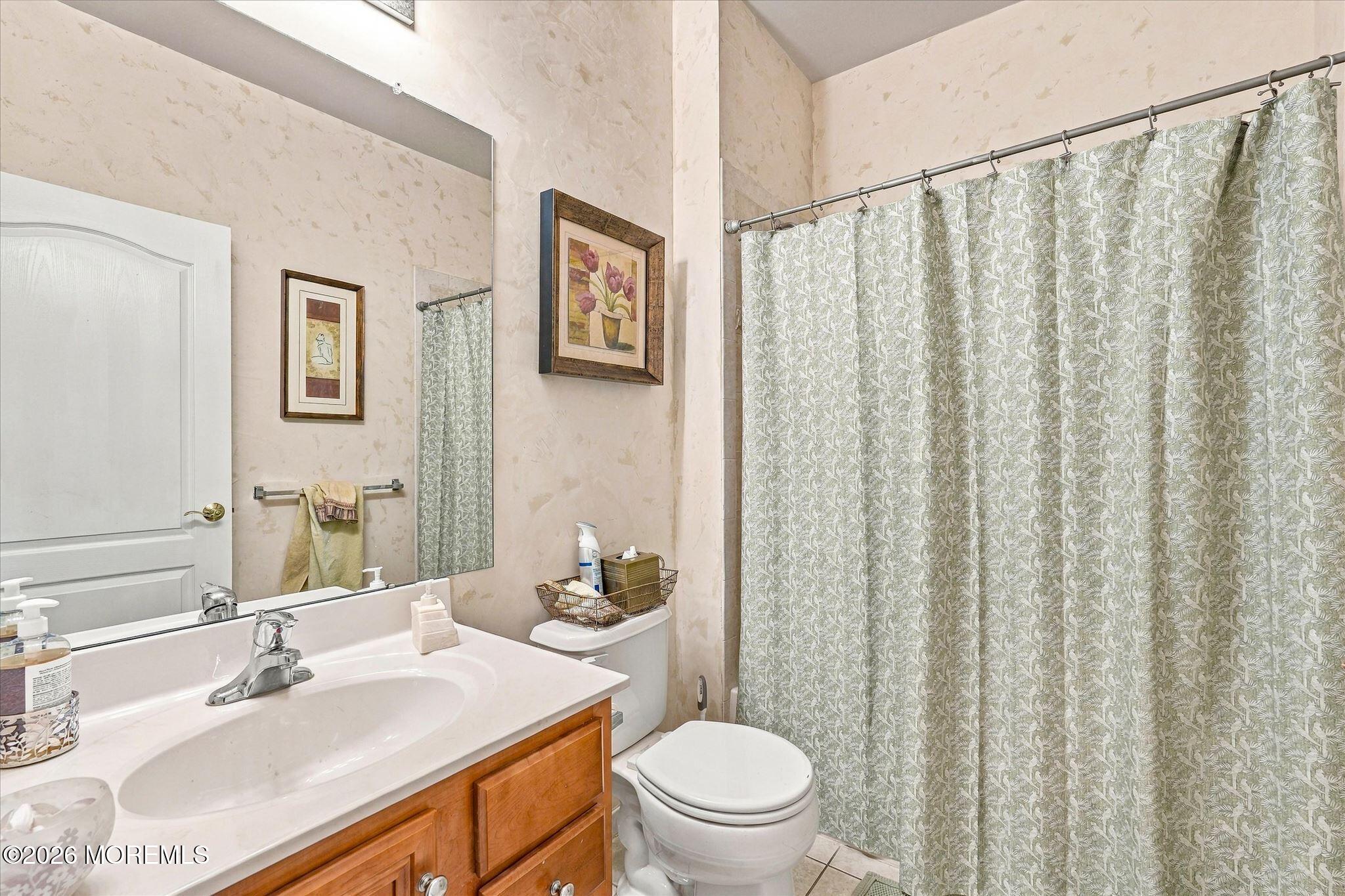 10 Salter Court Manalapan NJ 07726