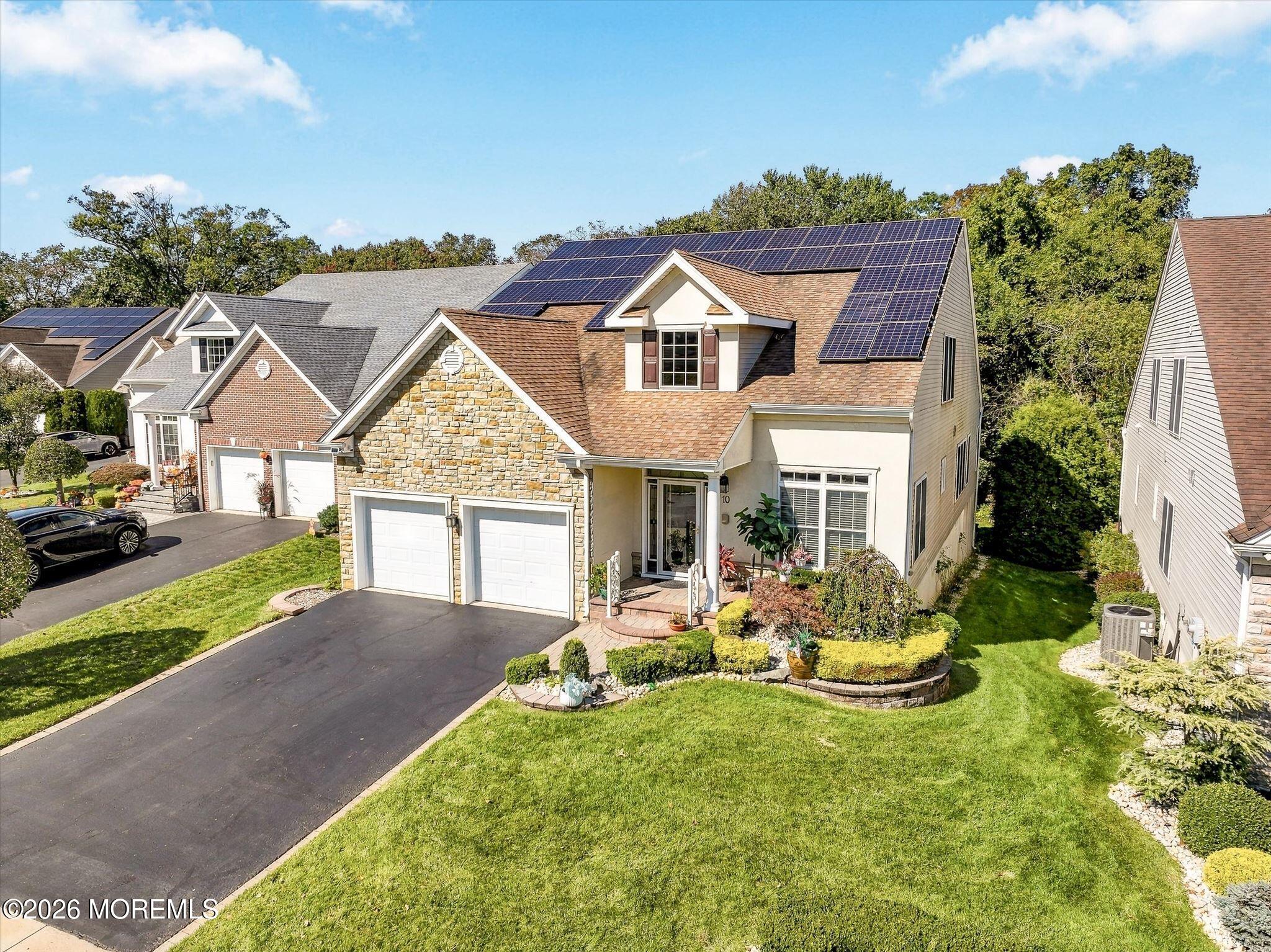 10 Salter Court Manalapan NJ 07726