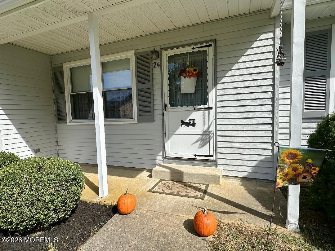 24 Orchard Drive Whiting NJ 08759