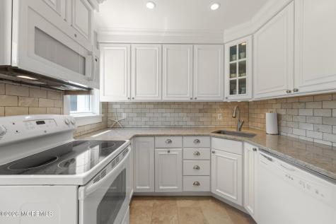 58 Iroquois Road Manasquan NJ 08736