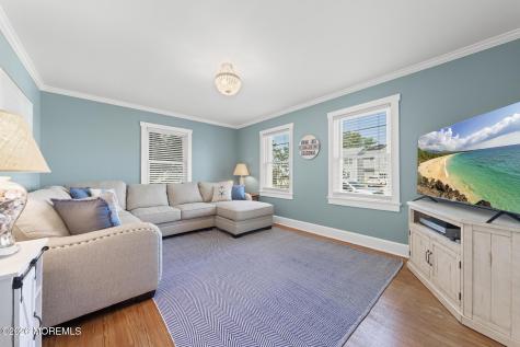 58 Iroquois Road Manasquan NJ 08736