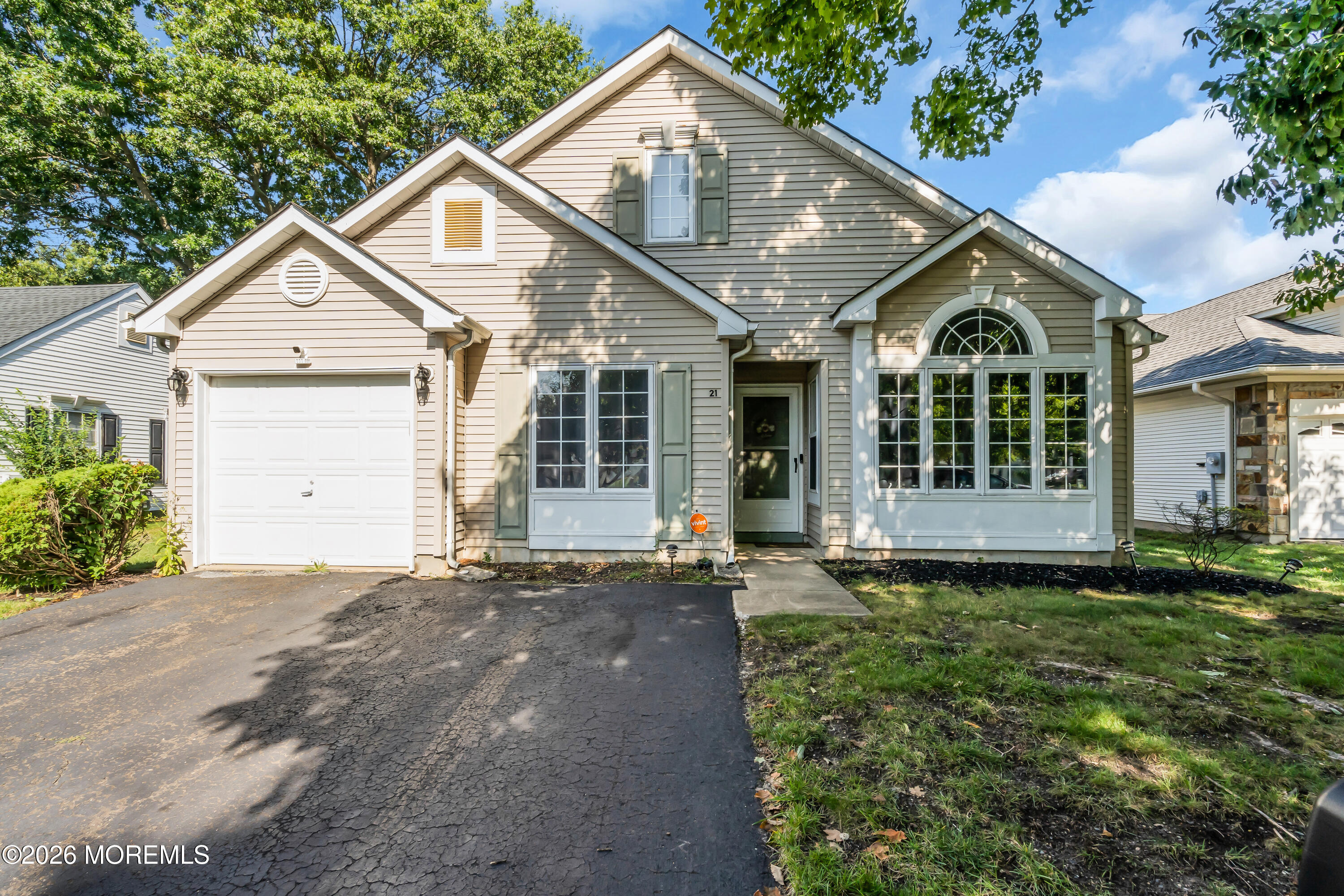 21 S Baker Drive Jackson NJ 08527