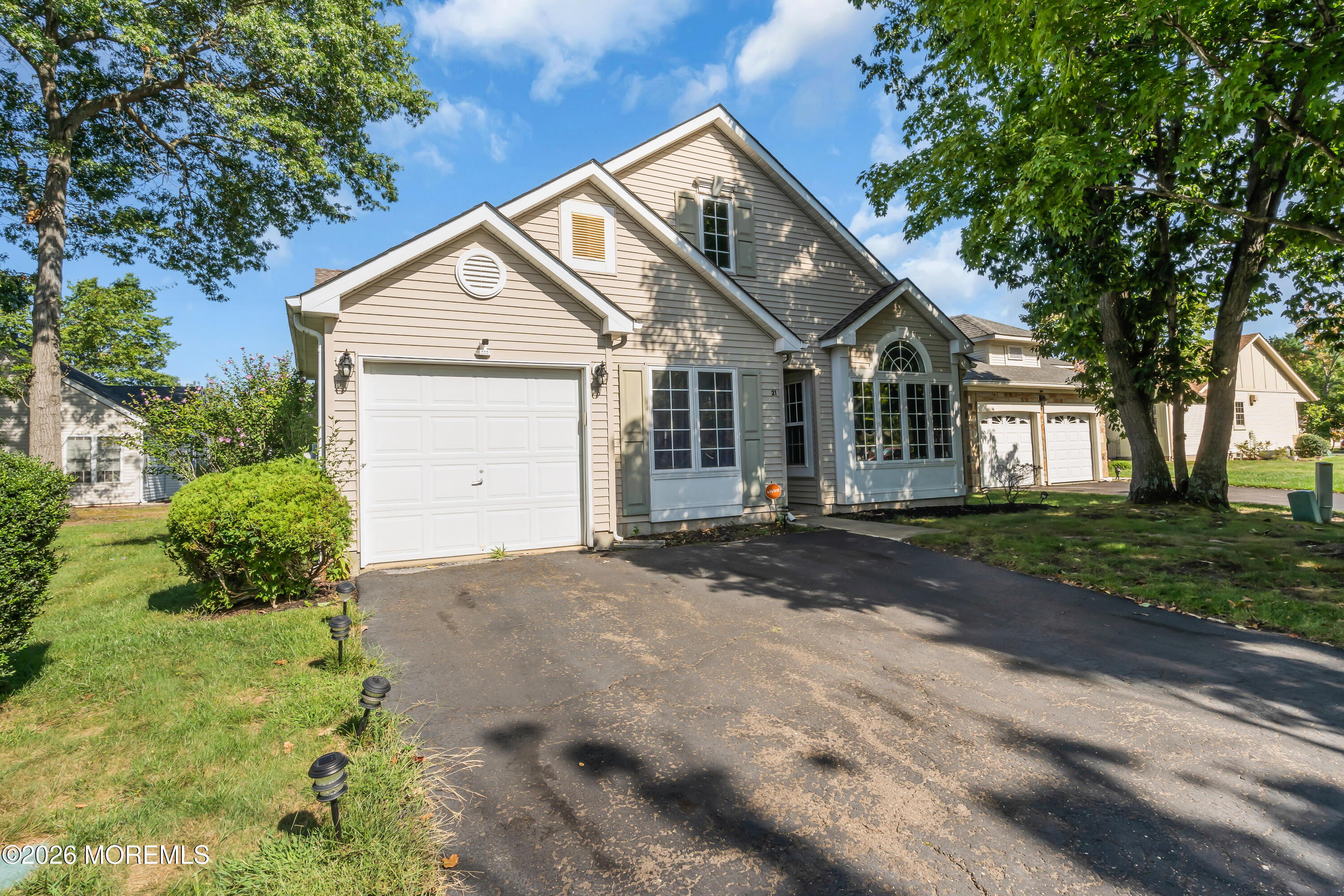 21 S Baker Drive Jackson NJ 08527
