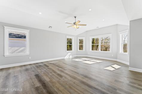 837 Naryshkin Way Toms River NJ 08753