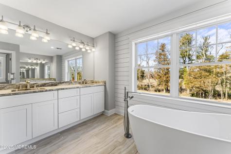 837 Naryshkin Way Toms River NJ 08753