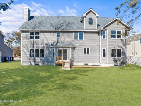 837 Naryshkin Way Toms River NJ 08753