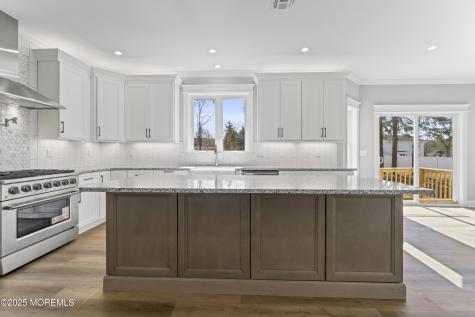 837 Naryshkin Way Toms River NJ 08753