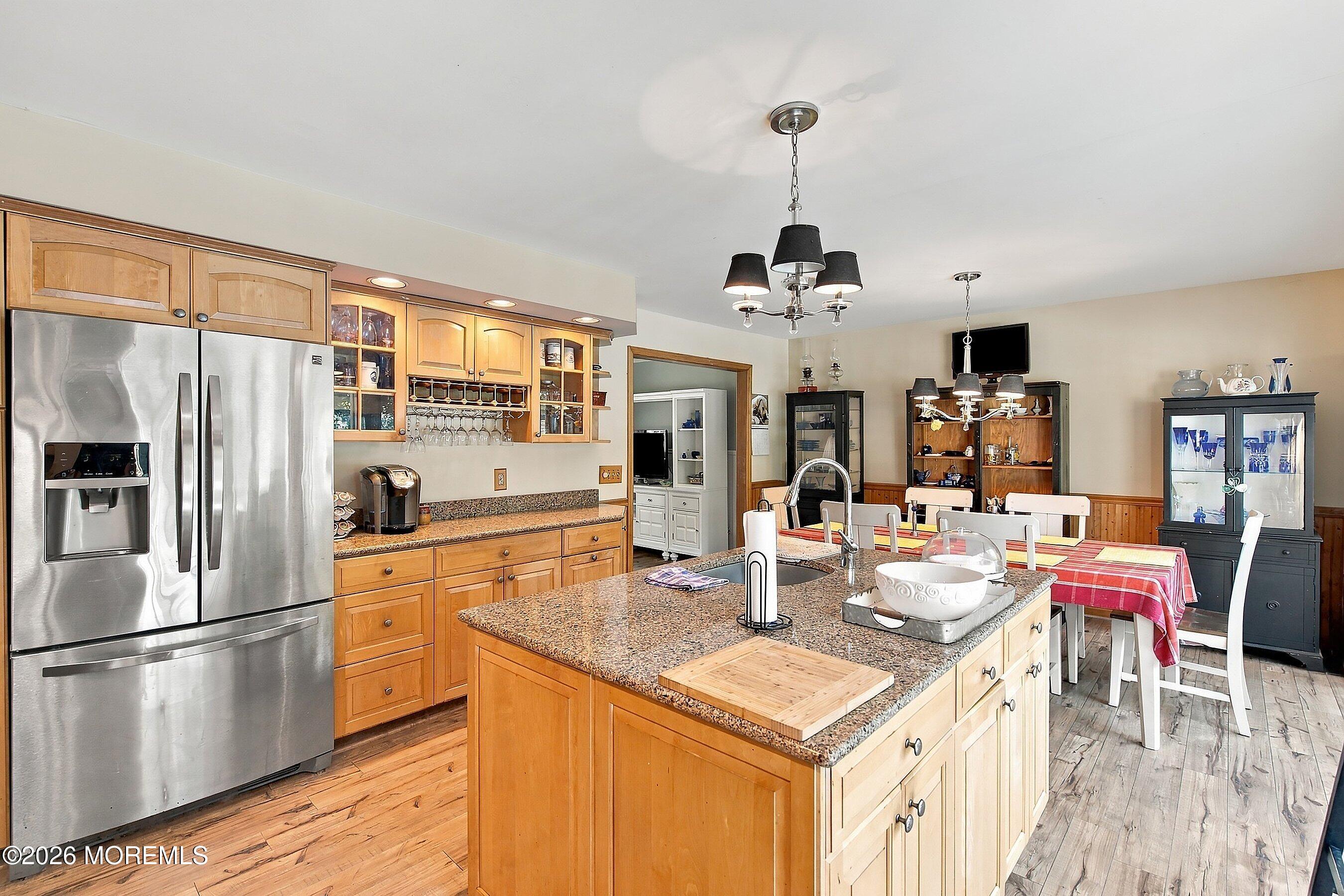 2211 Lark Drive Allenwood NJ 08720