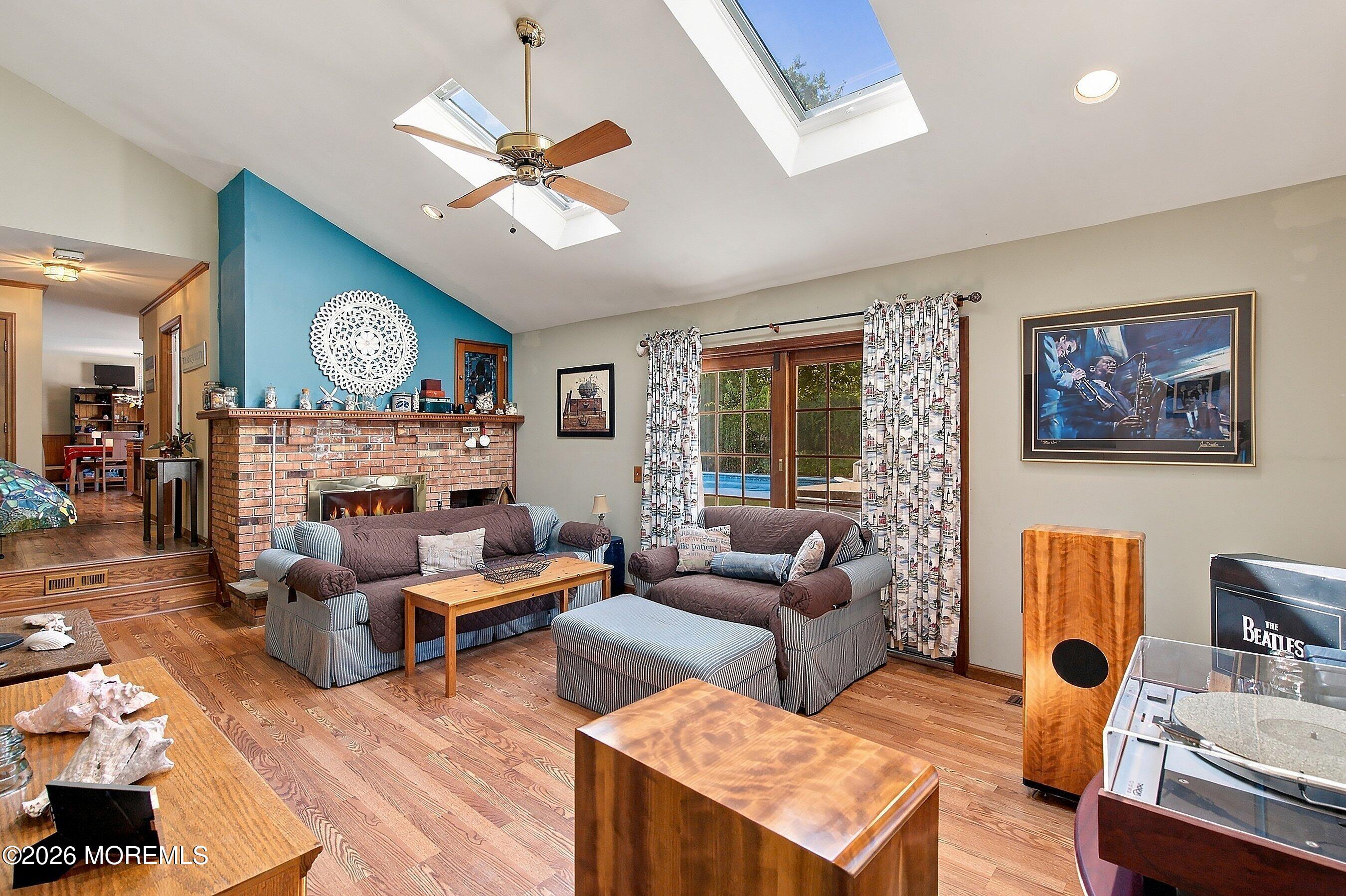 2211 Lark Drive Allenwood NJ 08720