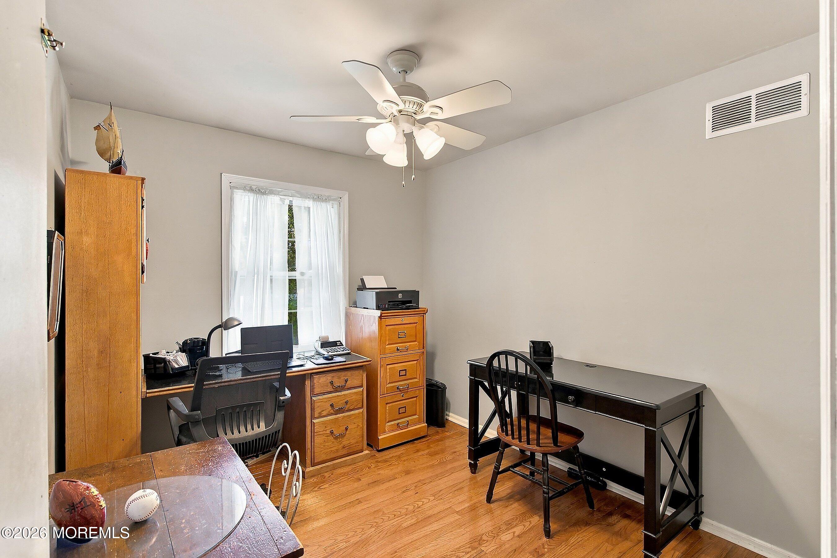 2211 Lark Drive Allenwood NJ 08720
