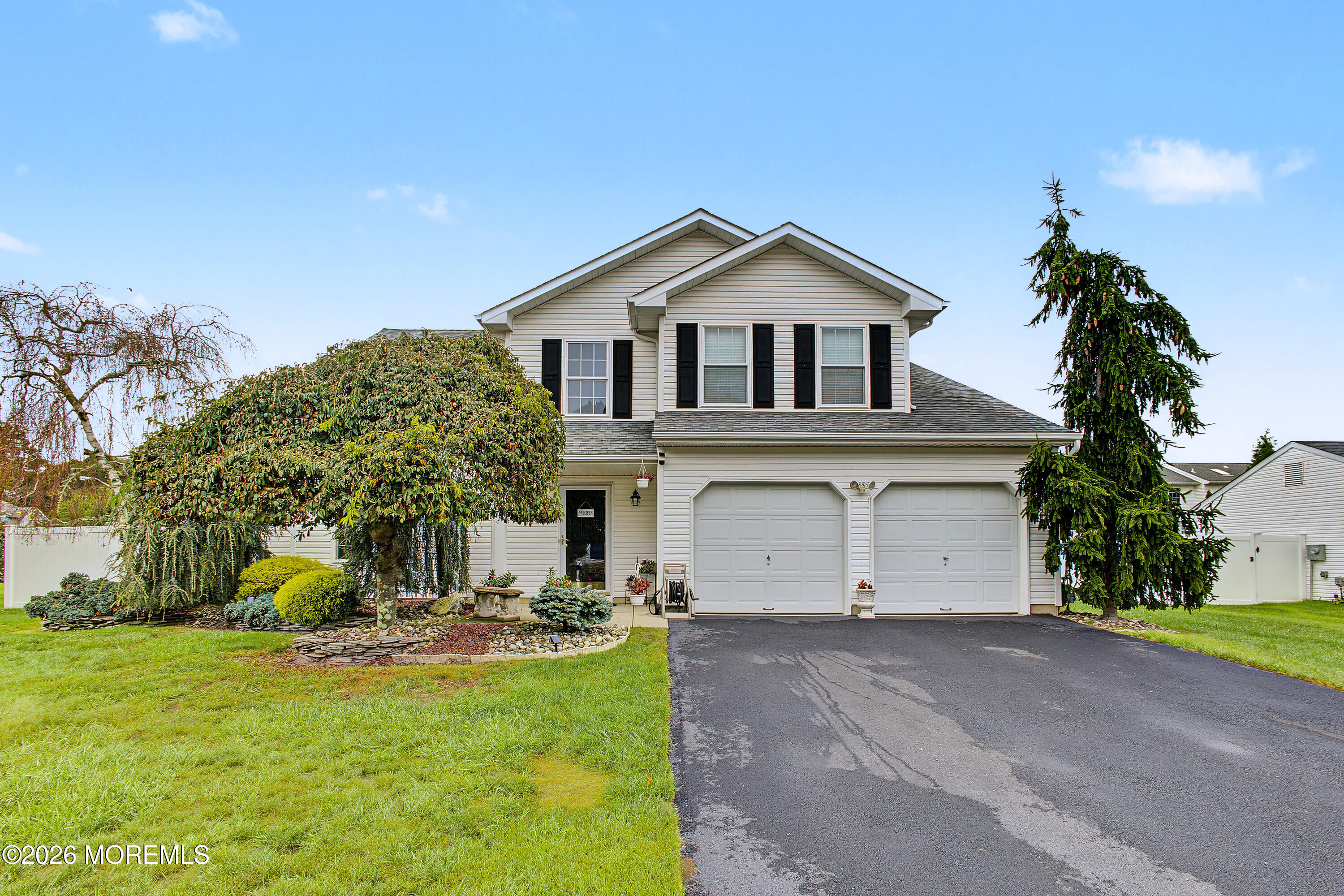 27 Silverbrooke Circle Howell NJ 07731