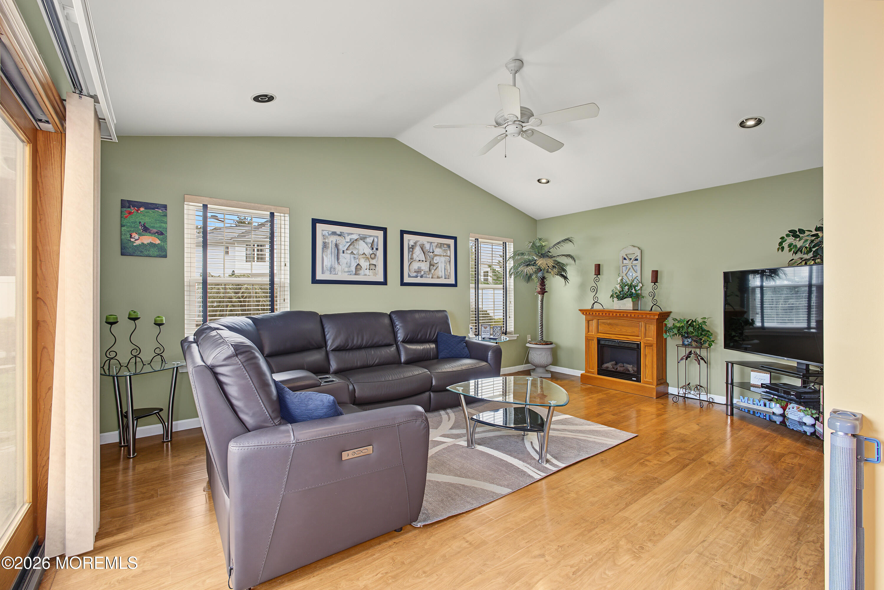 27 Silverbrooke Circle Howell NJ 07731
