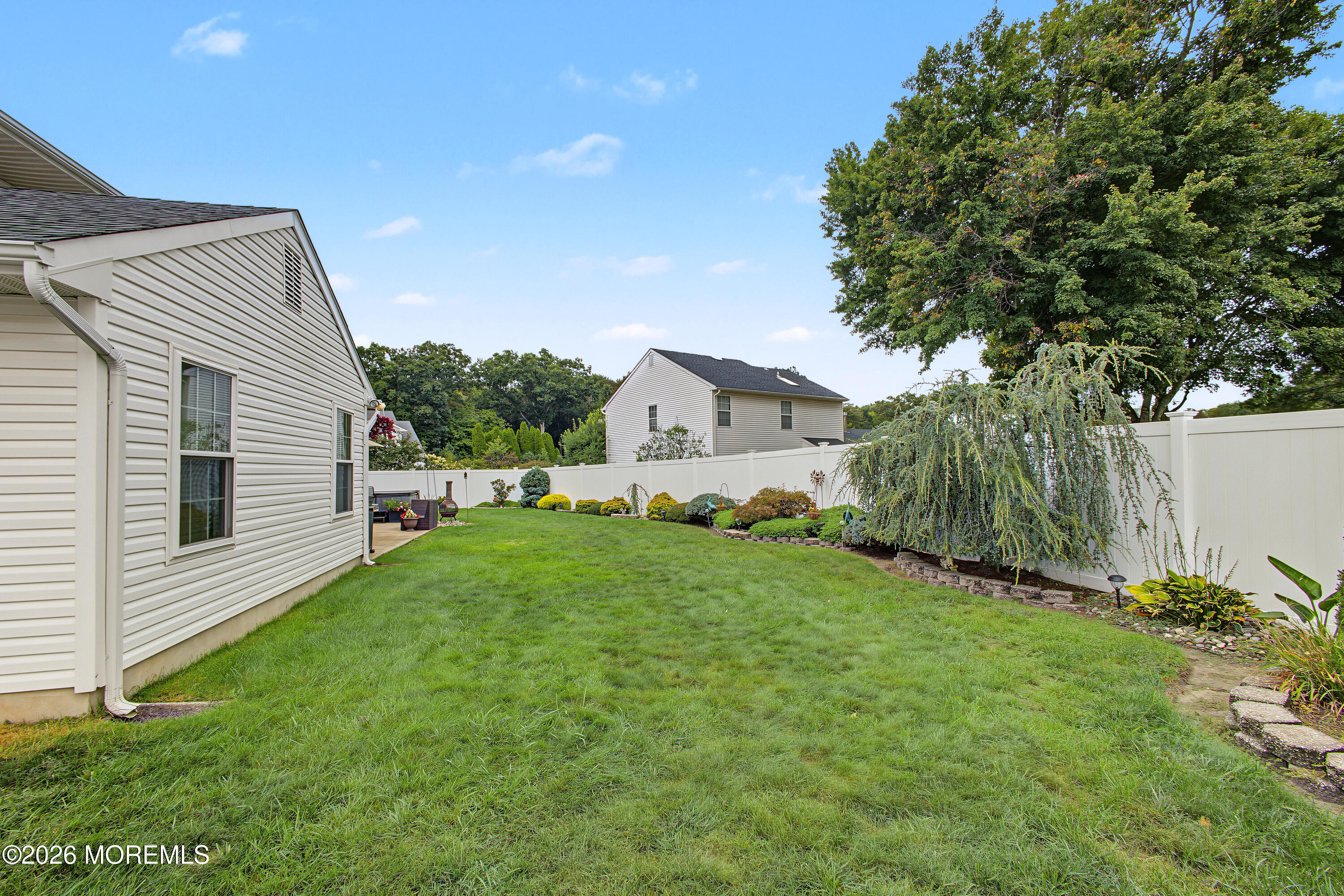 27 Silverbrooke Circle Howell NJ 07731