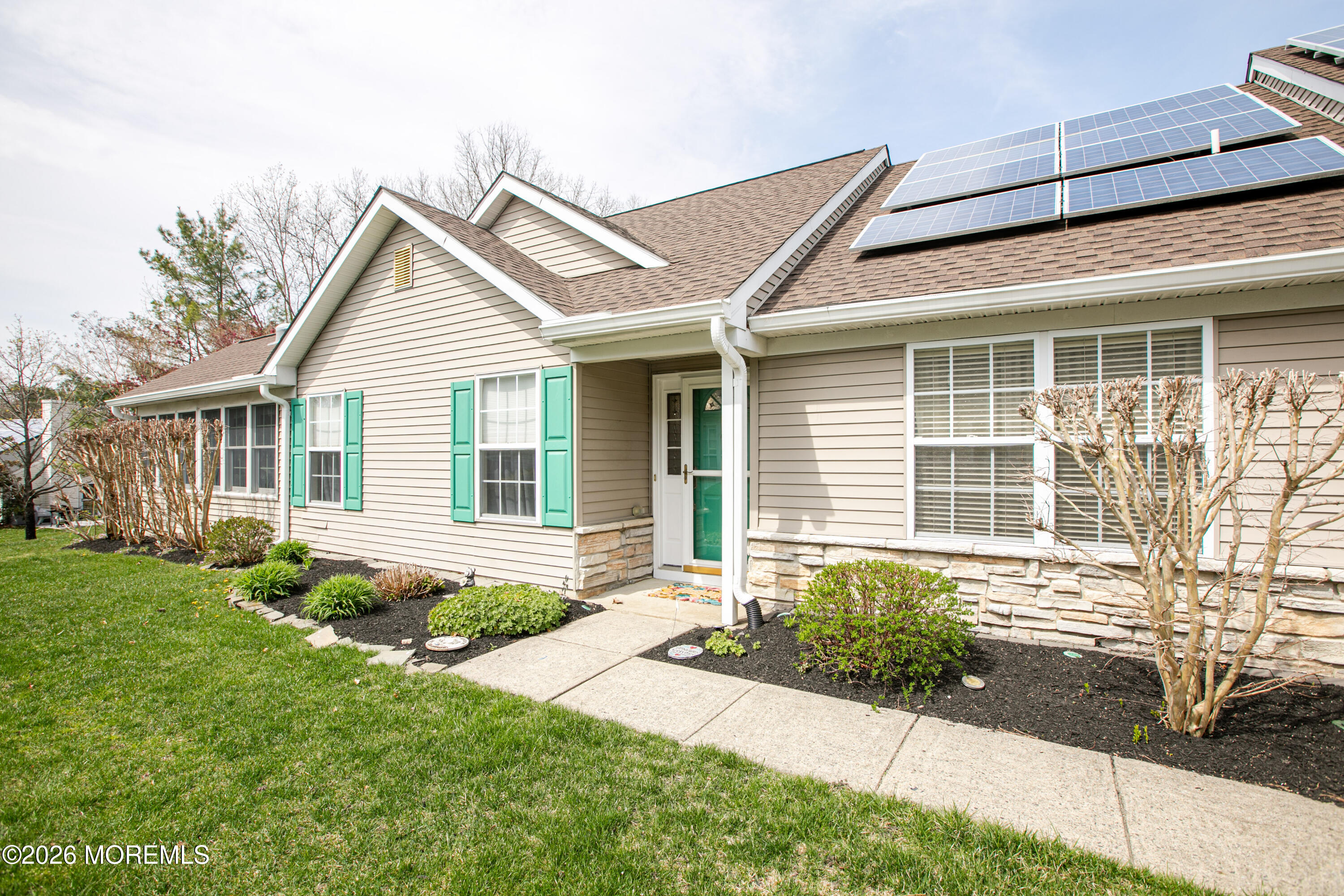 26 Skyline Drive Lakewood NJ 08701