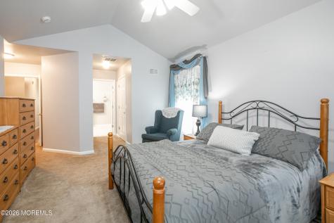 26 Skyline Drive Lakewood NJ 08701