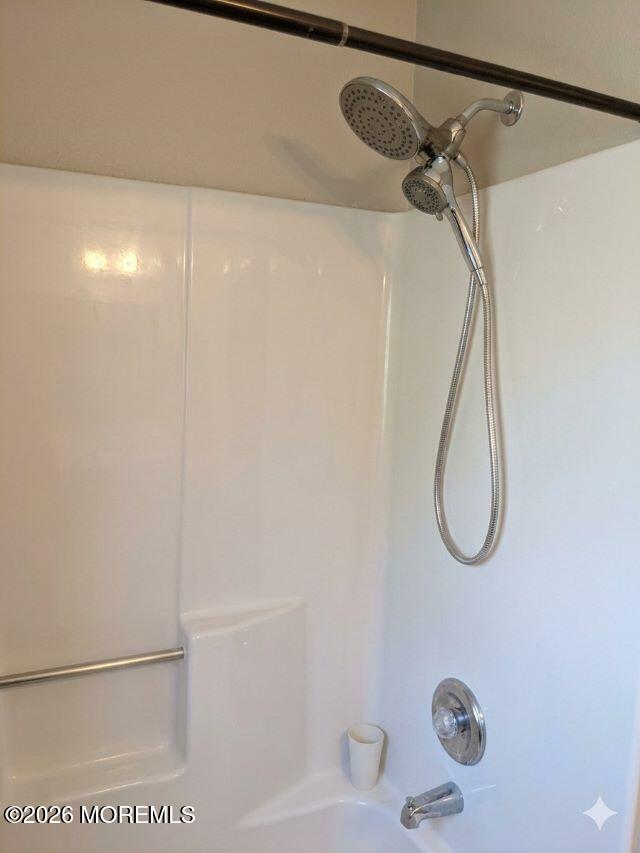 641 Ship Avenue Beachwood NJ 08722