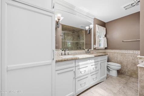 4 Storm Road Lincroft NJ 07738