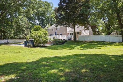 4 Storm Road Lincroft NJ 07738