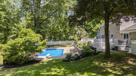 4 Storm Road Lincroft NJ 07738