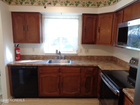 4 Bowie Drive Whiting NJ 08759