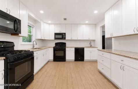 1000 Waldorf Terrace Lakewood NJ 08701