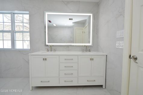 2464 Spring Hill Drive Toms River NJ 08755