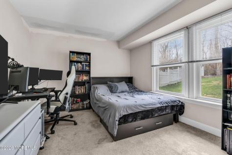 17 Heritage Drive Howell NJ 07731