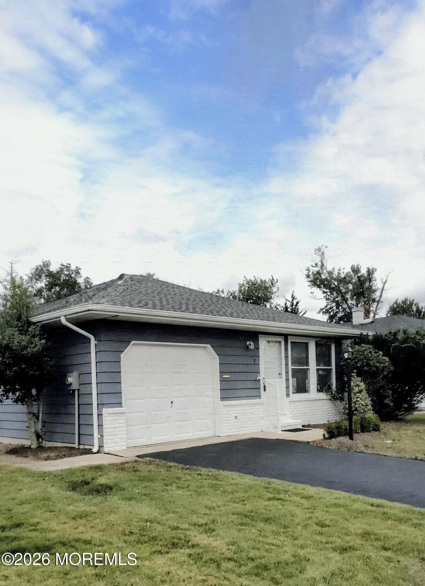 7 Bonasse Street Toms River NJ 08757