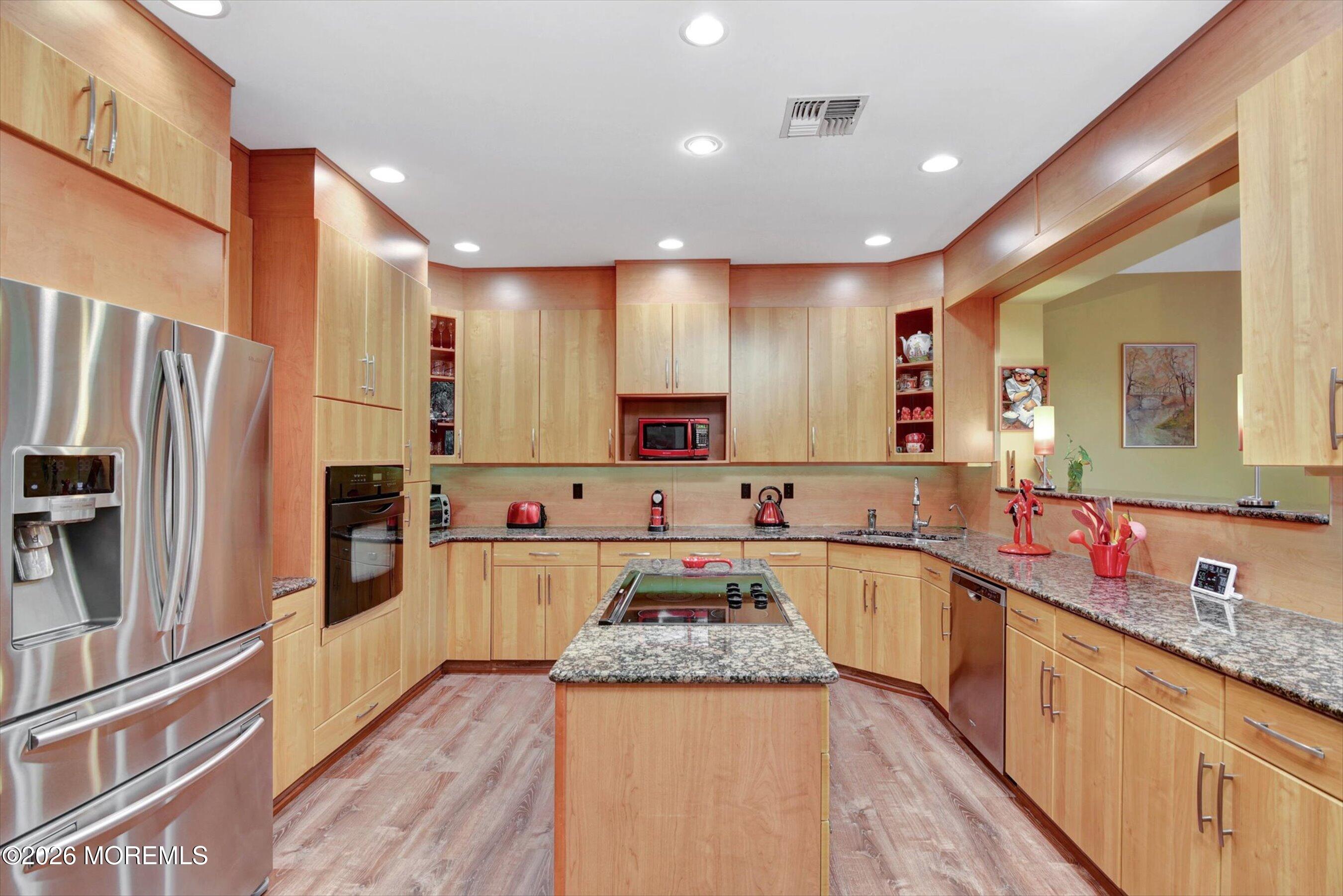 7 Mccampbell Road Holmdel NJ 07733