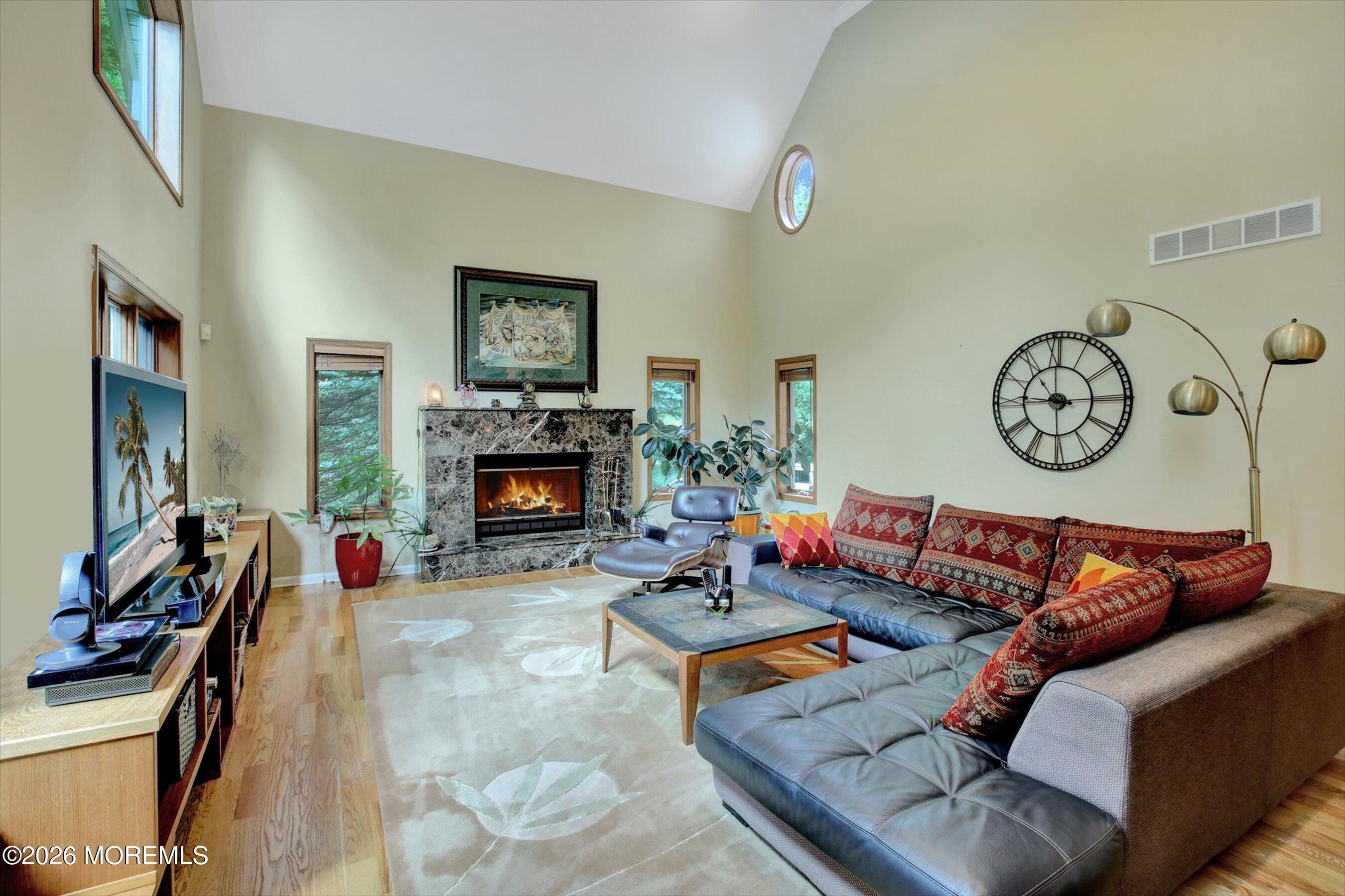 7 Mccampbell Road Holmdel NJ 07733