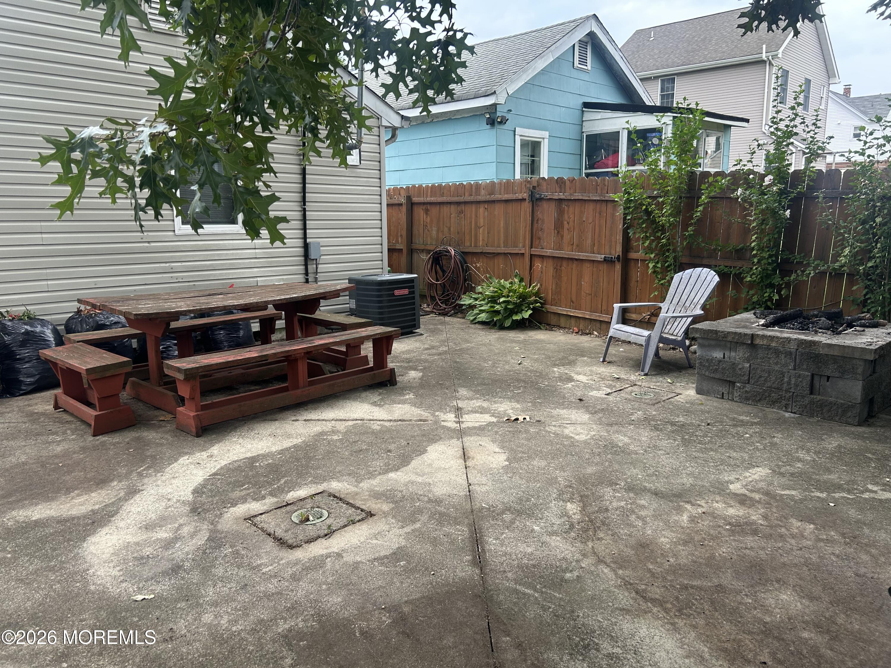 128 Chamone Avenue Leonardo NJ 07737