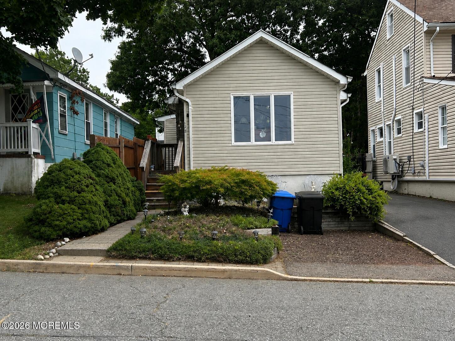 128 Chamone Avenue Leonardo NJ 07737