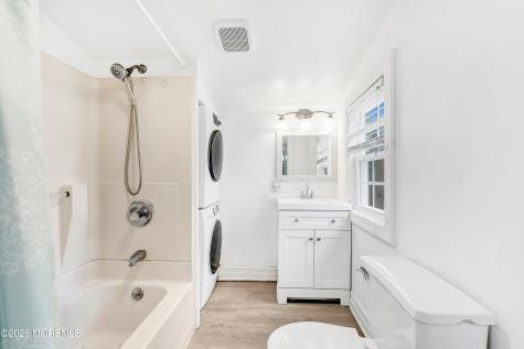 458 E End Avenue Brick NJ 08723