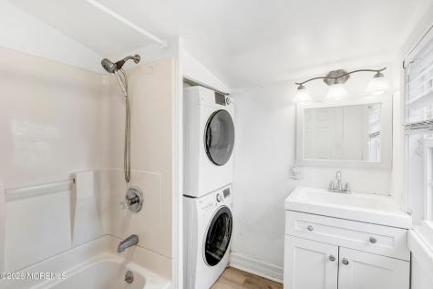 458 E End Avenue Brick NJ 08723