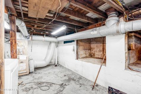 458 E End Avenue Brick NJ 08723
