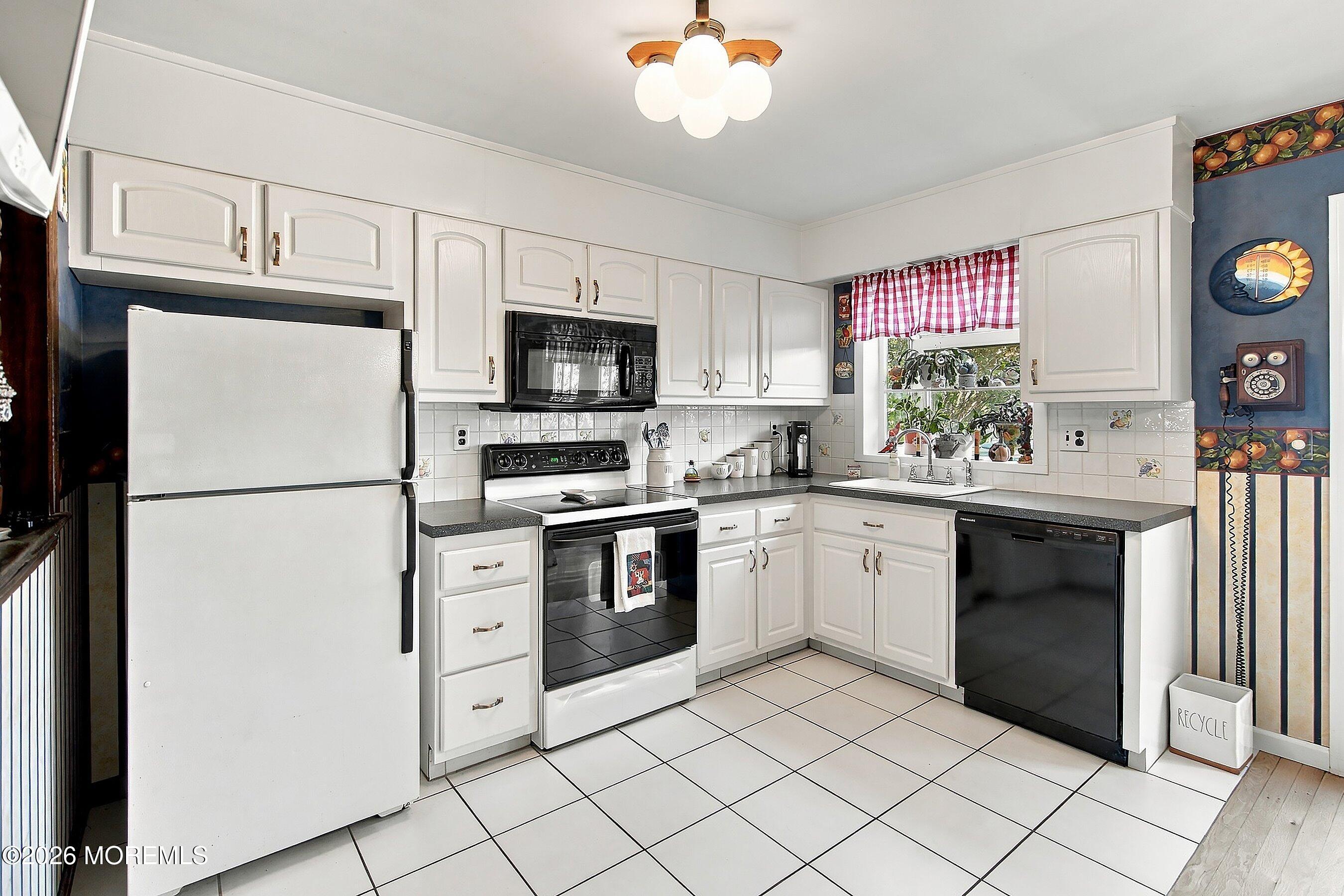 30 E Lincoln Avenue Atlantic Highlands NJ 07716